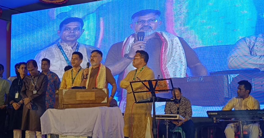 DNCC Administrator Shafiqul Islam Donates BDT 1 Lakh to Bashundhara Puja Mandap